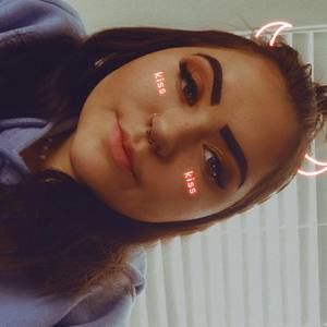 Meet your Posher, Lucy